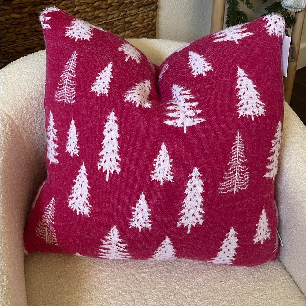 Viral pink Christmas tree pillow